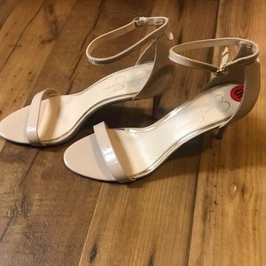 Jessica Simpson nude heels